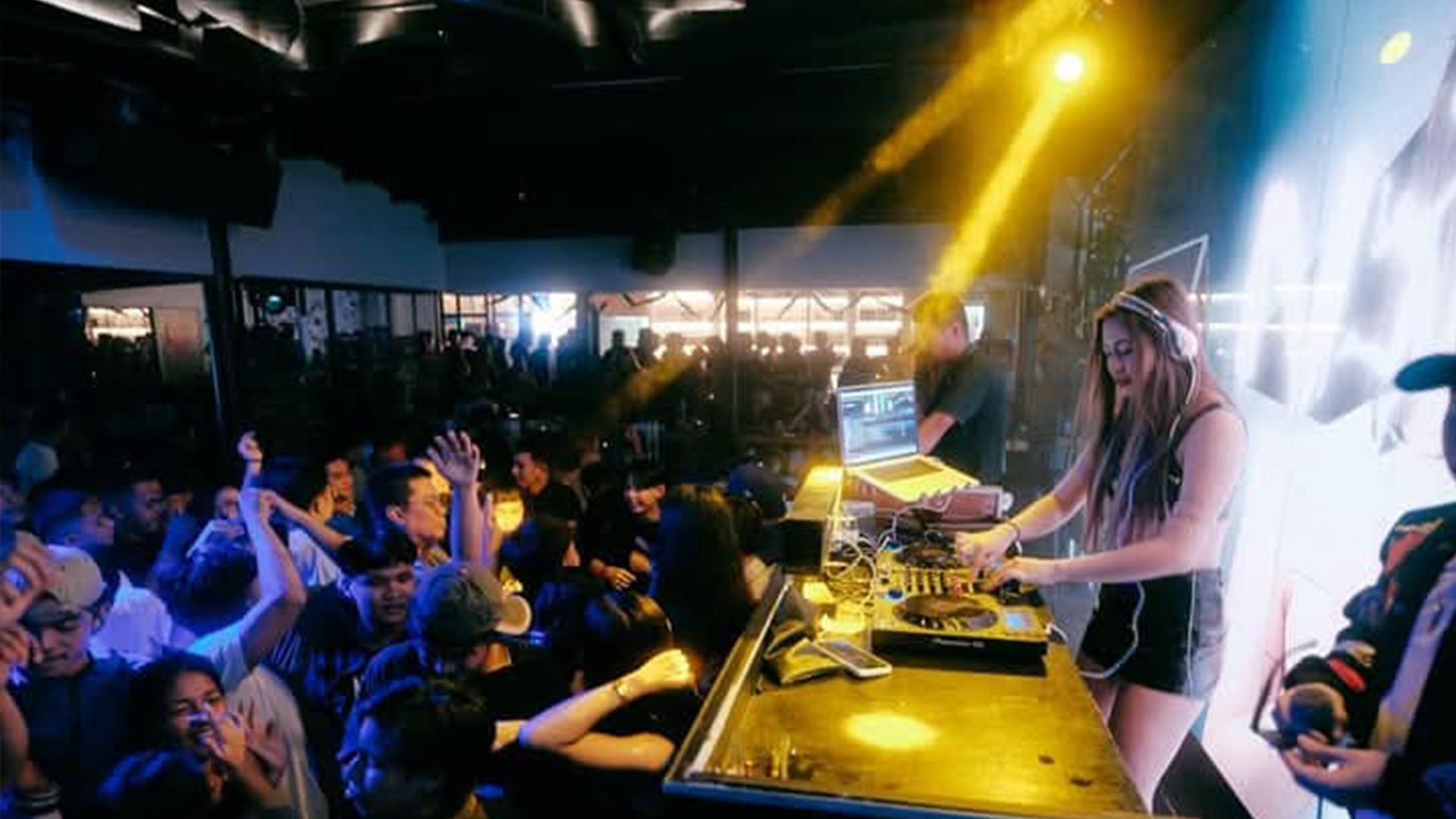 BoraHut_Party1
