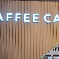 Kaffee-Cafe_Interior-Sign_Landscape
